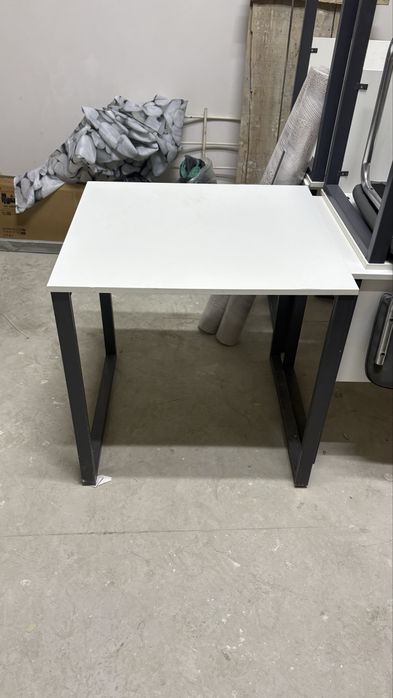 Ofis mebellari resepshn stol va stullar sotiladi