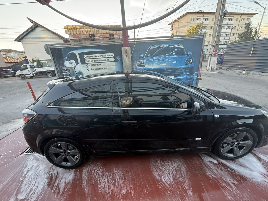 Vând Opel Astra GTC - 1.6 Benzină