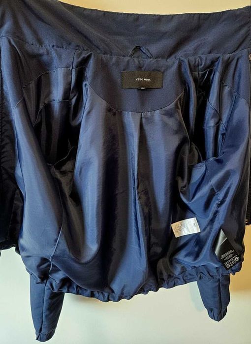 Елегантна дамска парка от колекцията Outdoor на VERO MODA