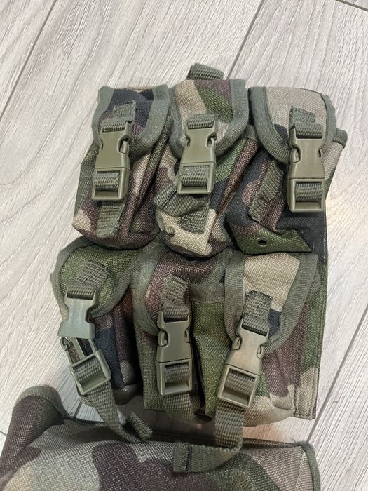 Diferite huse/ buzunare impermeabile  , legiunea straina