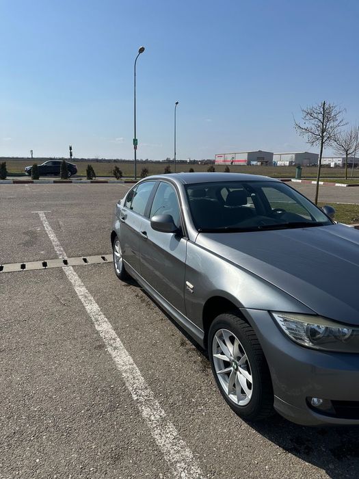 BMW Seria 3 2010 — imagine 5