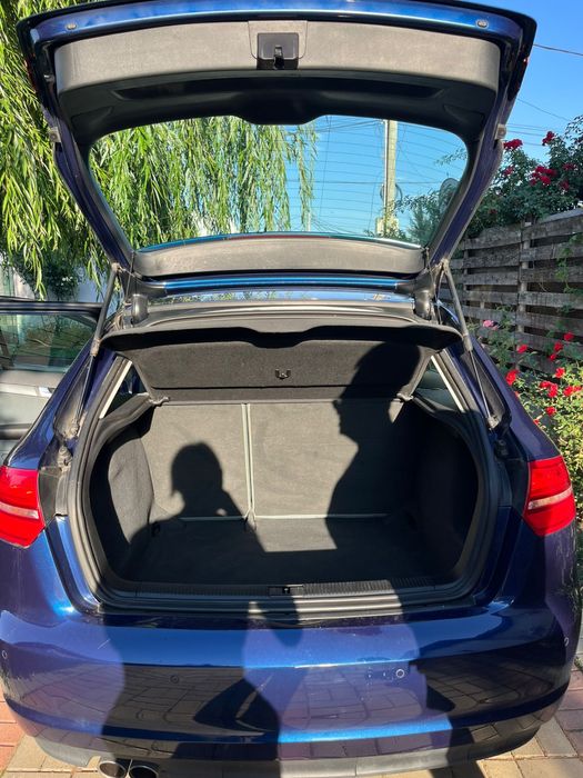 Audi A3 an 2012 1.4 benzina