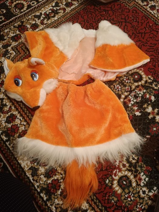 Продам костюм лисички