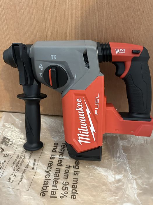 Rotopercutor Milwaukee M18 FH  , produs nou , niciodată folosit , fabricatie 2025