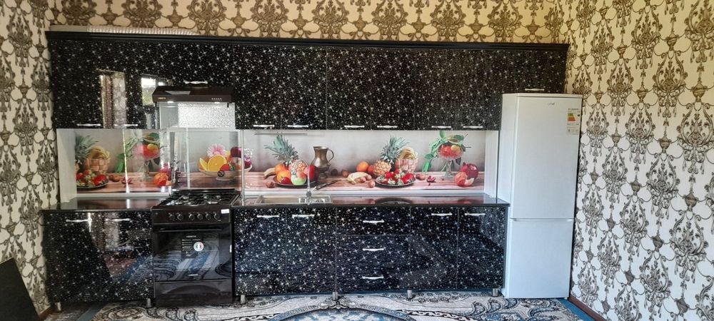 Кухонные ганитуры - на заказ