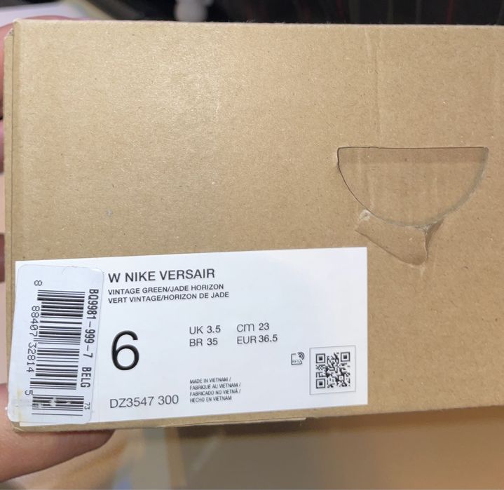 Nike Performance  Versair