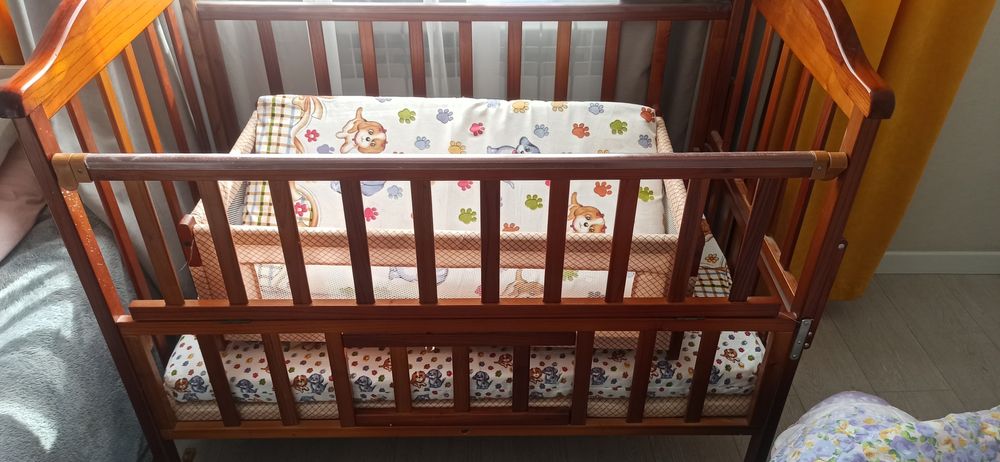 Продам Манеж б/у