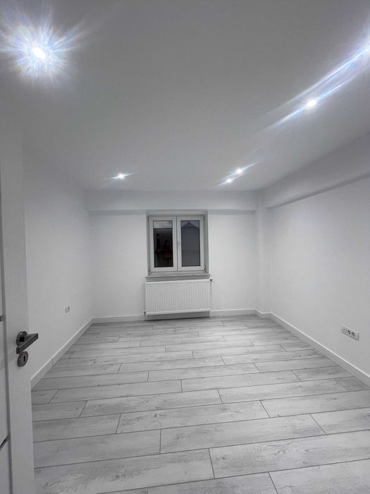 Apartament cu 4 camere
