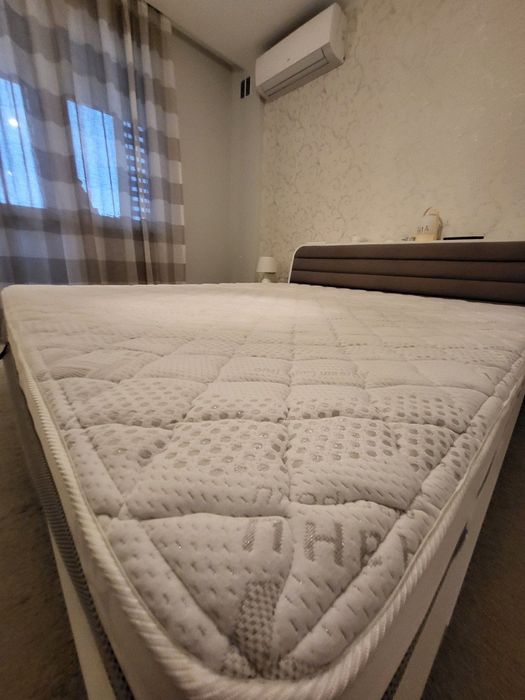 Двулицев матрак 180/200 см