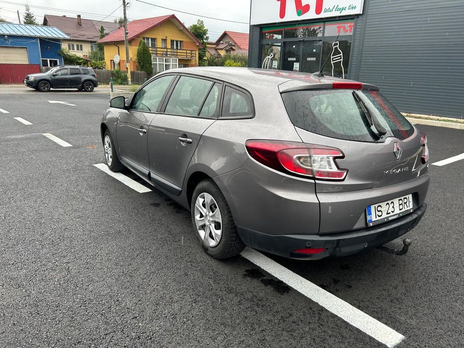 RENAULT Megane 2011 — imagine 4