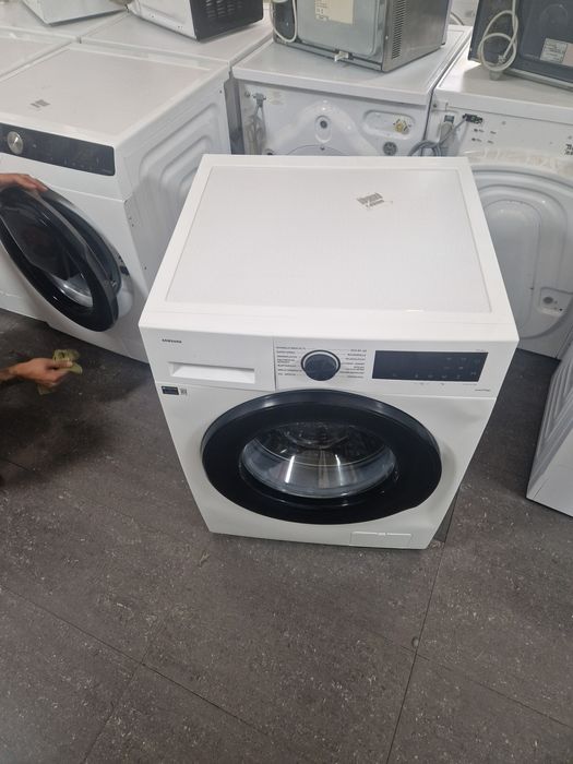 Пералня Samsung 11 кг Чисто Нова Wi Fi Smart