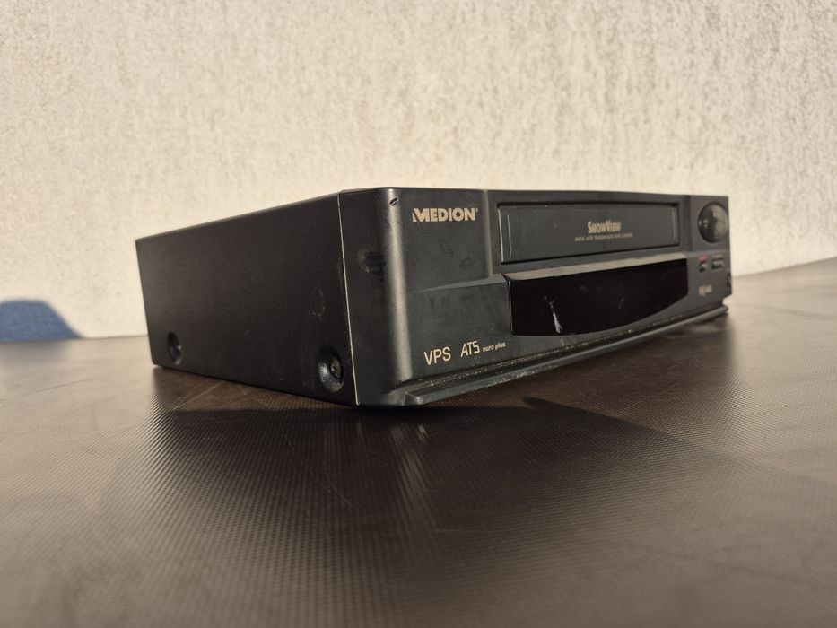 Vând video recorder marca Medion model MD- 8985 made in Germany