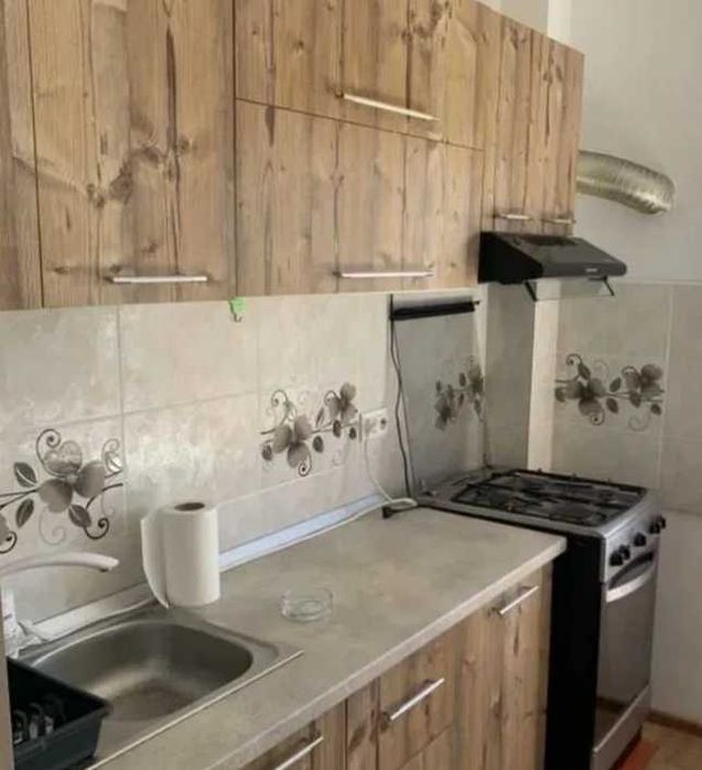 Дава се под наем Едностаен апартамент в Пловдив, Гагарин - 35 кв.м за 178.5 € - Снимка #1