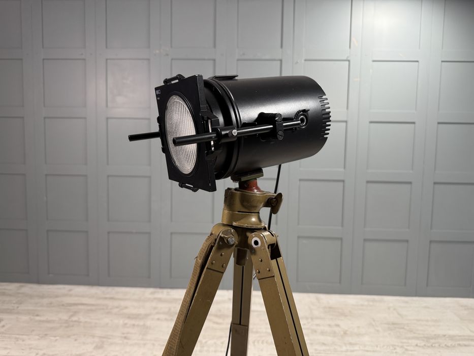 Лампион в индустриален стил - прожектор Р471