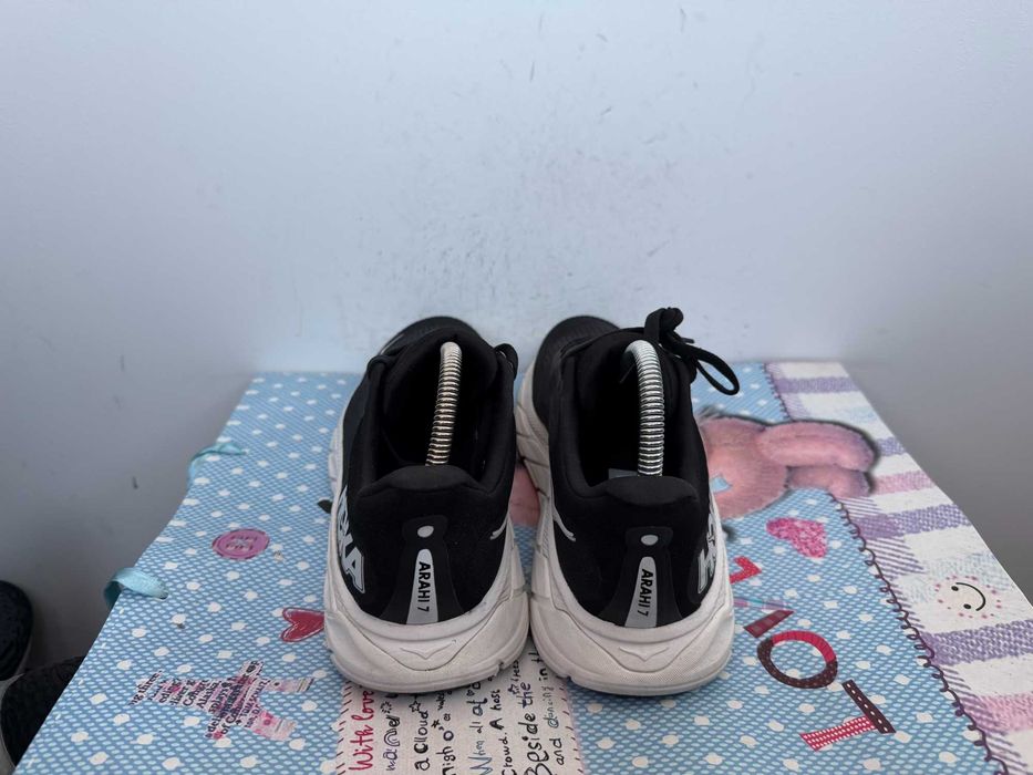 Hoka Arahi 7 WIDE''оригинални маратонки 38.5 номер