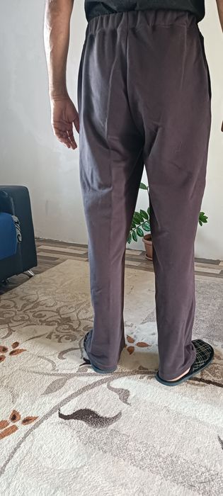 Продам спортивные штаны.