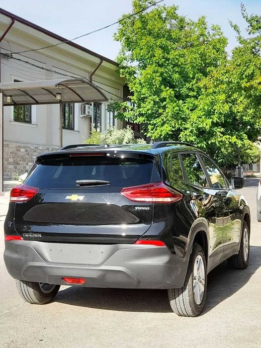 Tracker Redline naqt va halol nasiyaga