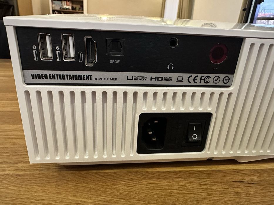 Проектор Vivibright F30 LED, реално FullHD 1920