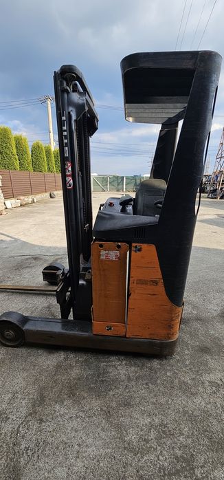 Stivuitor STILL reach-truck  FM 12 1200 kg