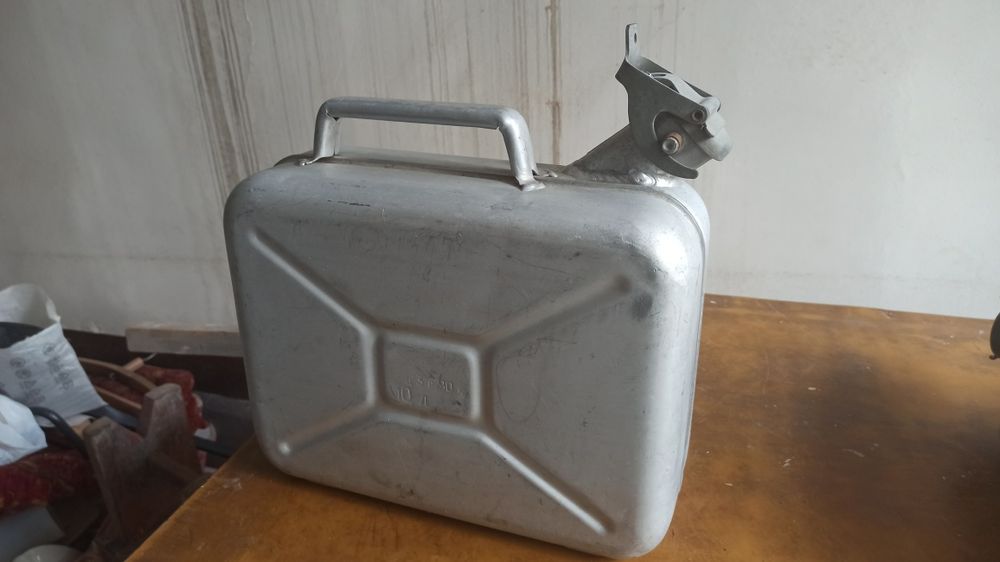 Канистра 10л алюминий как новая