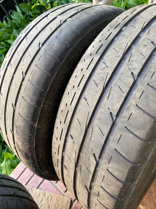 Продам шины 215/55/17