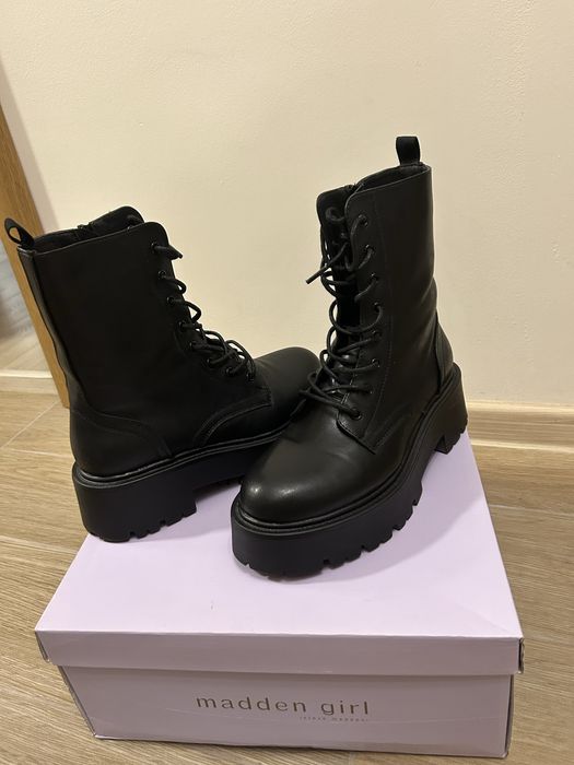 Боти Steve Madden