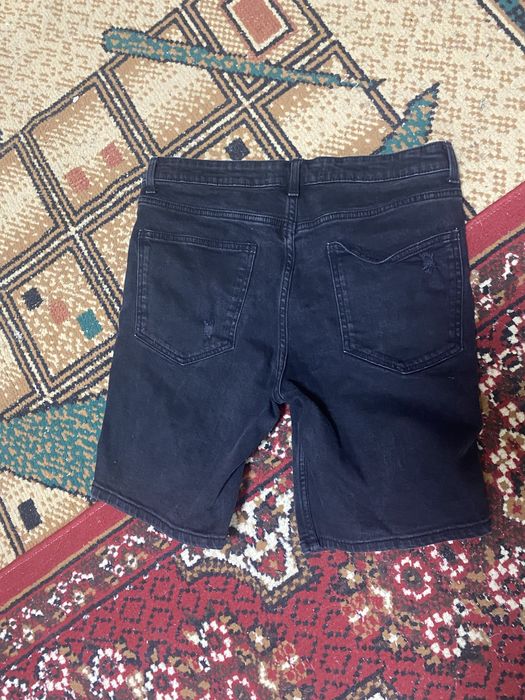Blugi scurti bershka