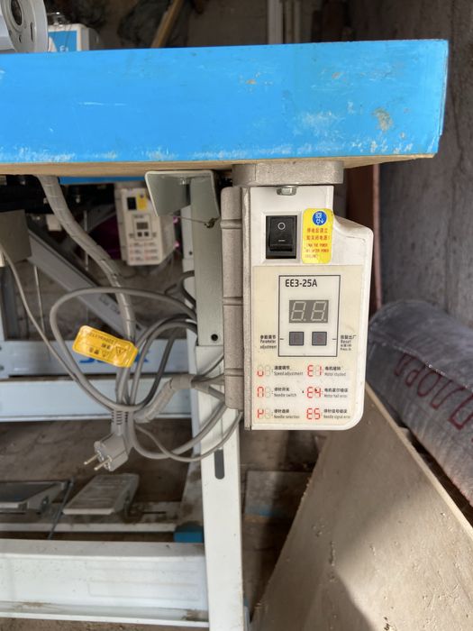 Оверлок Jack E3 швейная машина