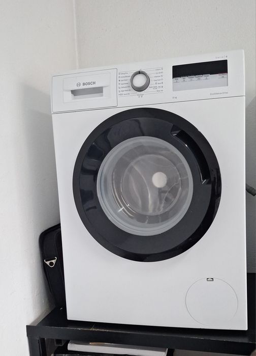 Bosch / capacitate 8 kg. Preț 8oo lei