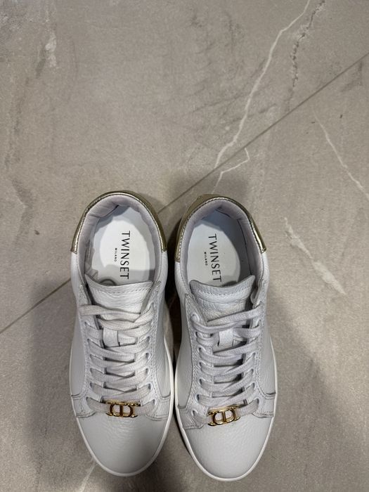 Бели Кецове-Twinset