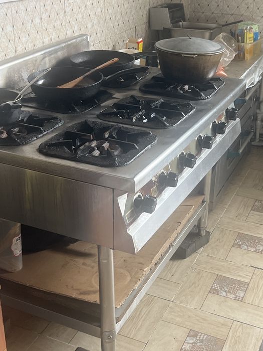 Продам мебель с кафе