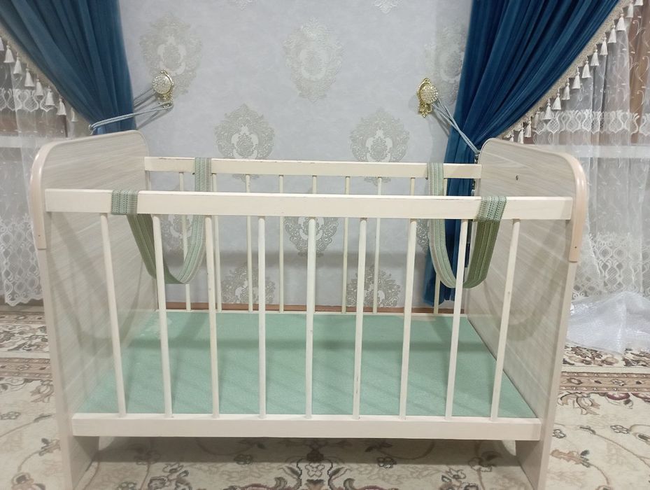 Продам детскую мебель