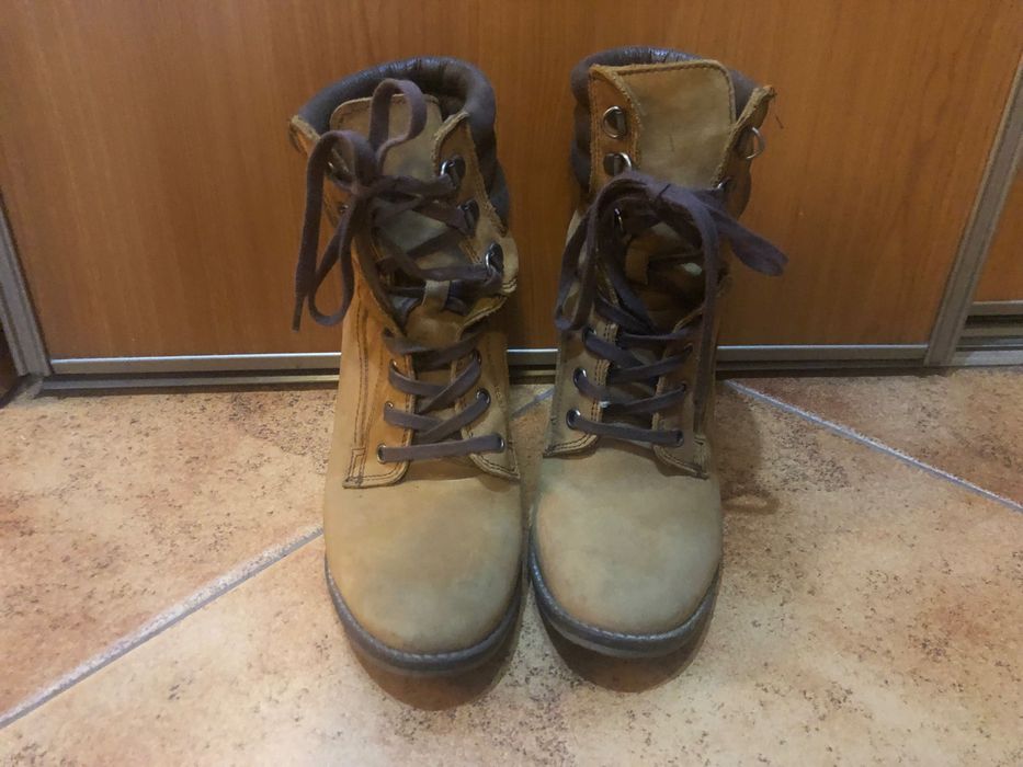 Ghete cu toc Wagoneer mărimea 38