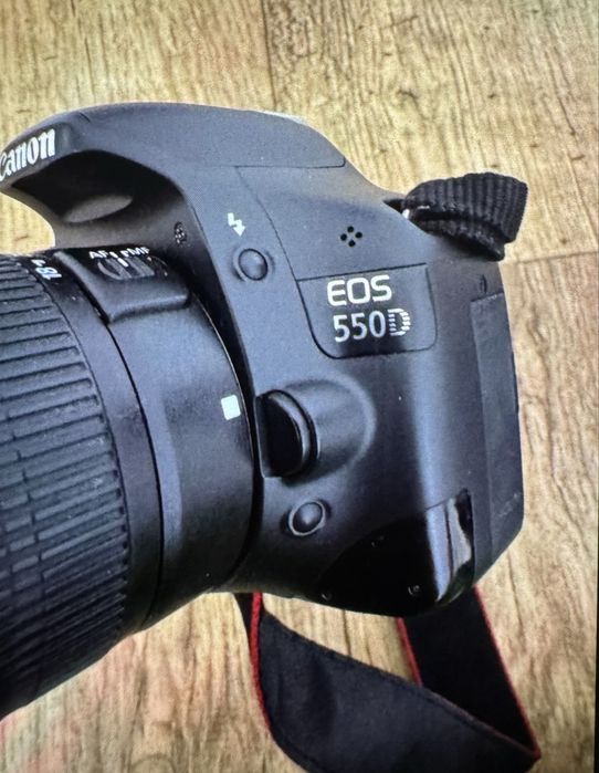 Фотоаппарат EOS 550D