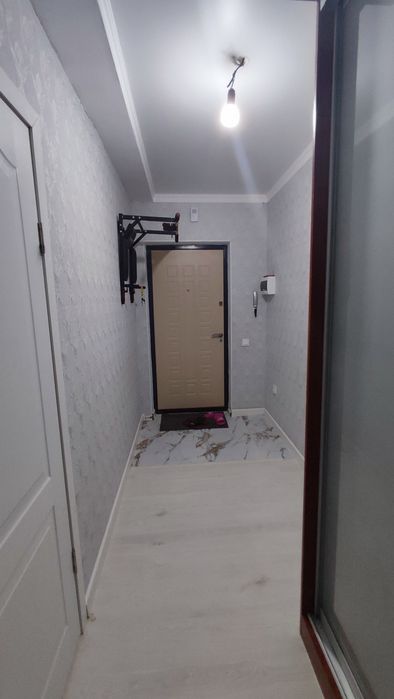 Сдаю 2 х ком квартиру