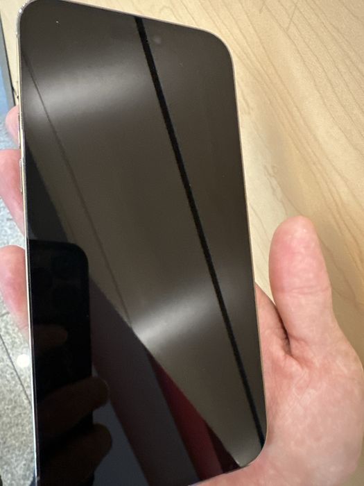 Продаю iphane 14про мах