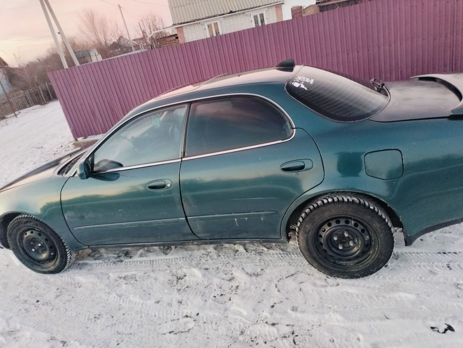 Продам срочно машину