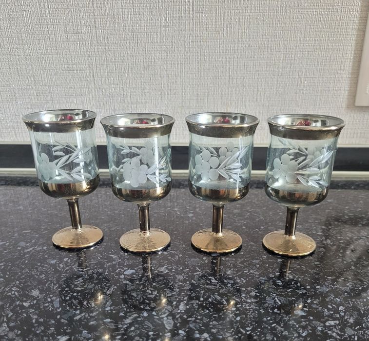 Рюмки все 1000, бокалы разные