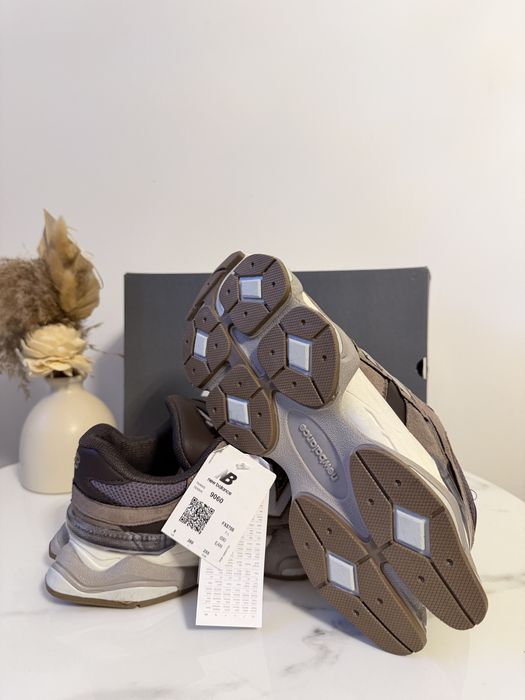 Adidasi New Balance 9060 Mushroom