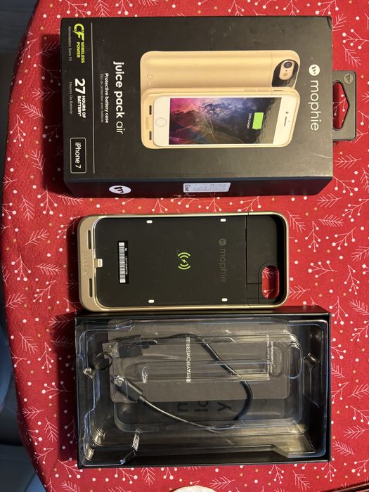 Vand husa cu batreie iphone 7