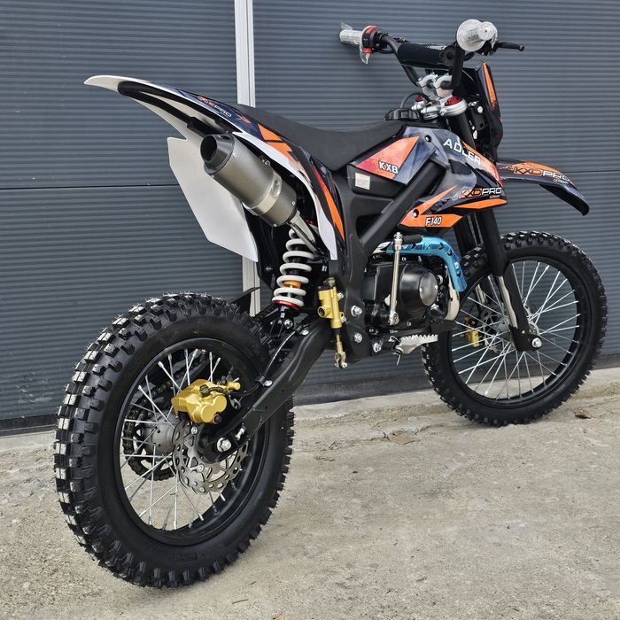 Cross cu BORD digital KXD pro Adler F140cc