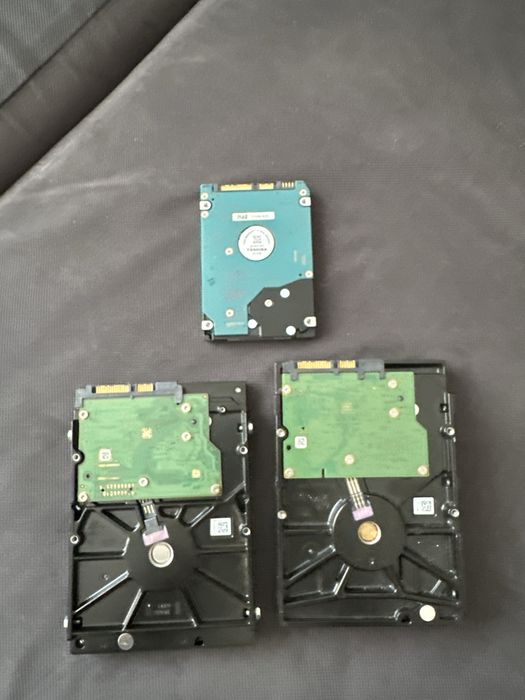 Harddisk 3 TB seagate + Hdd seagate 250 gb + hdd laptop toshiba 500 gb