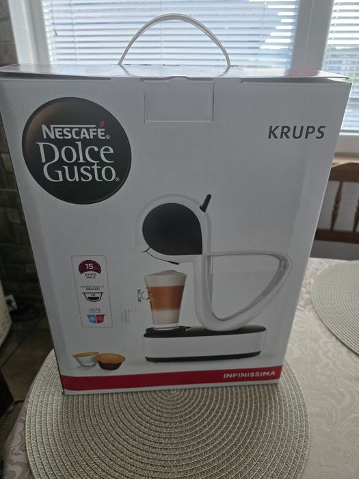 Кафе машина Nescafe Dolce Gusto