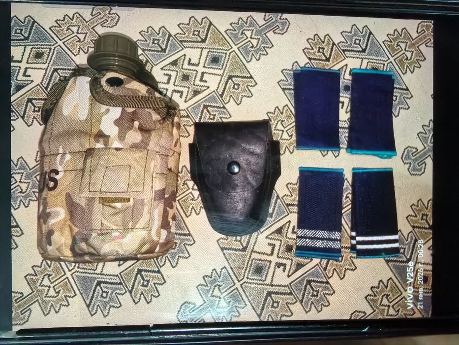 Продам фляжку новая погоны и чехол