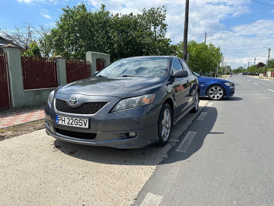 Toyota Camry Toyota Camry SE 2.4 GPL Automat • Trapă • Jante 17 Originale