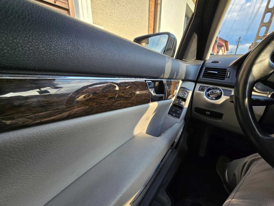 Mercedes-Benz C220 CDI (W204) – 2009 – Automată – Piele Crem – Car-Pass Belgia
