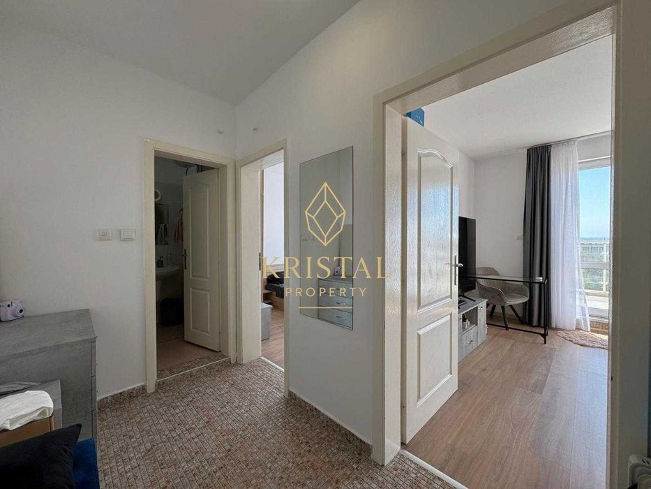 Продава се Двустаен апартамент в к.к. Слънчев бряг - 81 кв.м за 1000 €/кв.м - Снимка #6