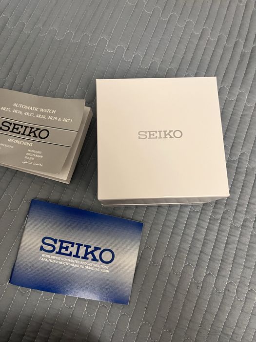 Часы seiko продам оригенал мужские