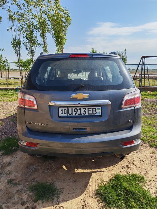 Traiblazer  seriy xolati zoʻr