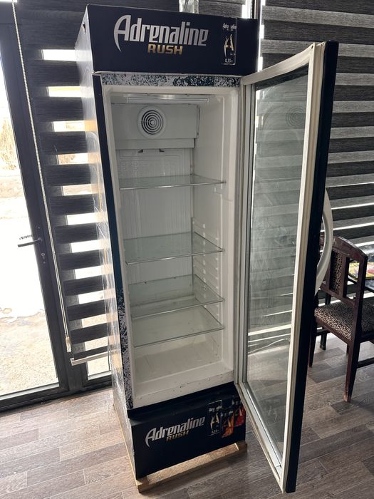 Vitrenniy xolodelnik